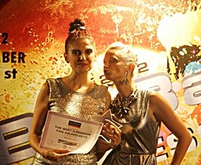 Serap Rodoslu Ilgun (left) won the “Outstanding Fan G 2012” award for being the most-devoted partier throughout the year.